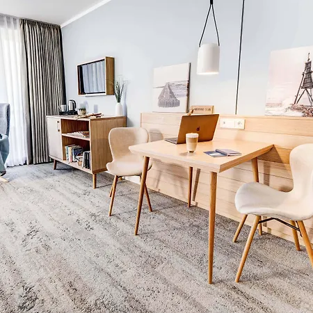 호텔 Muschelgrund 4*